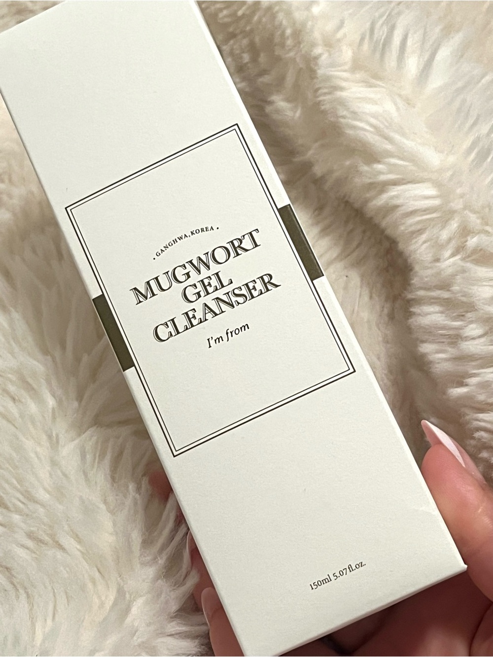 Mugwort Gel Cleanser - White